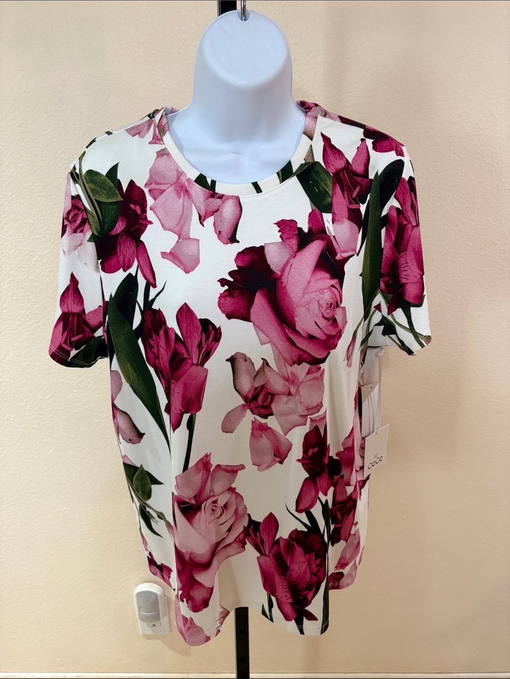 CeCe White Short Sleeve Tee with Pink Rose & Green Leaf Print